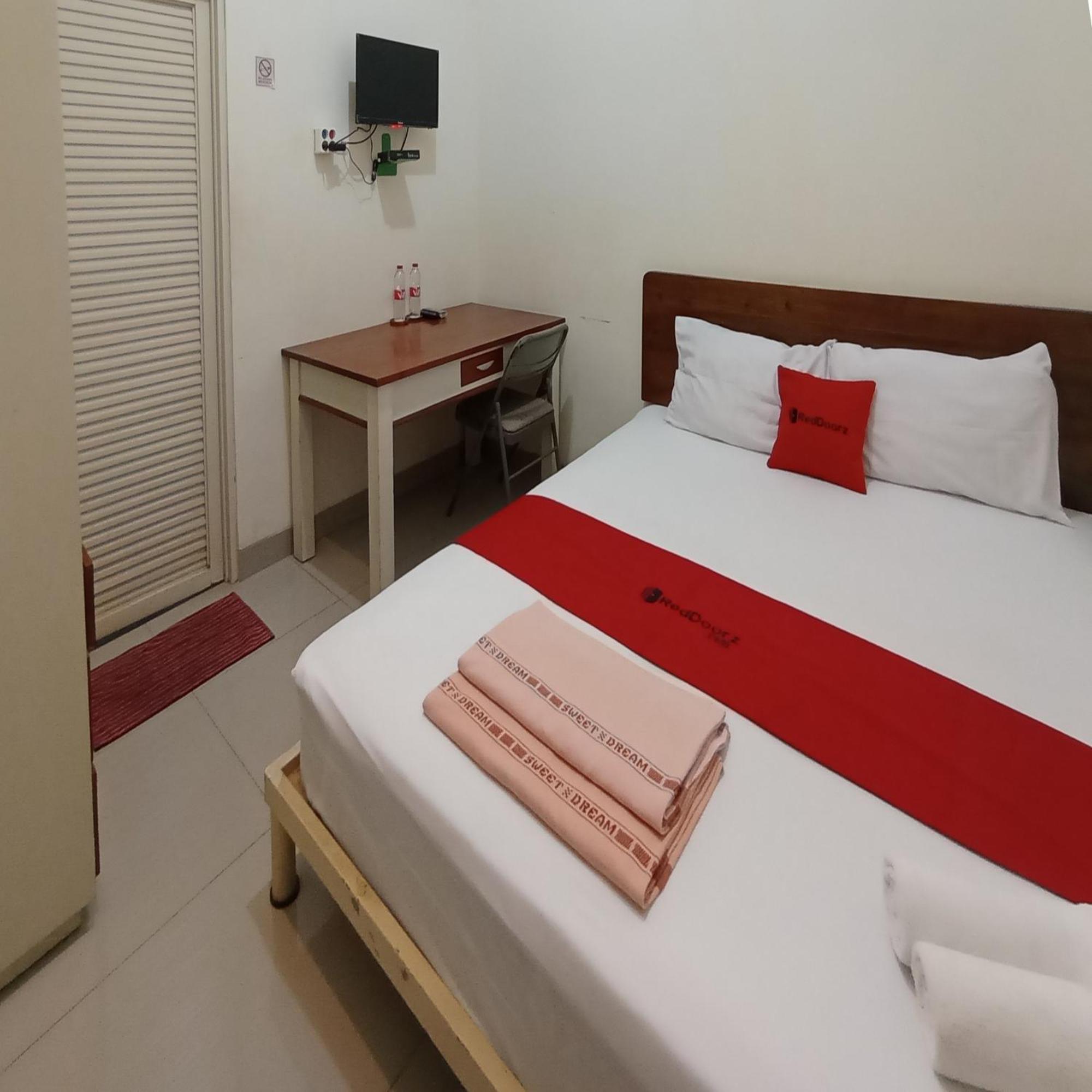 Hotel Reddoorz At Syariah House Purwokerto Exteriér fotografie