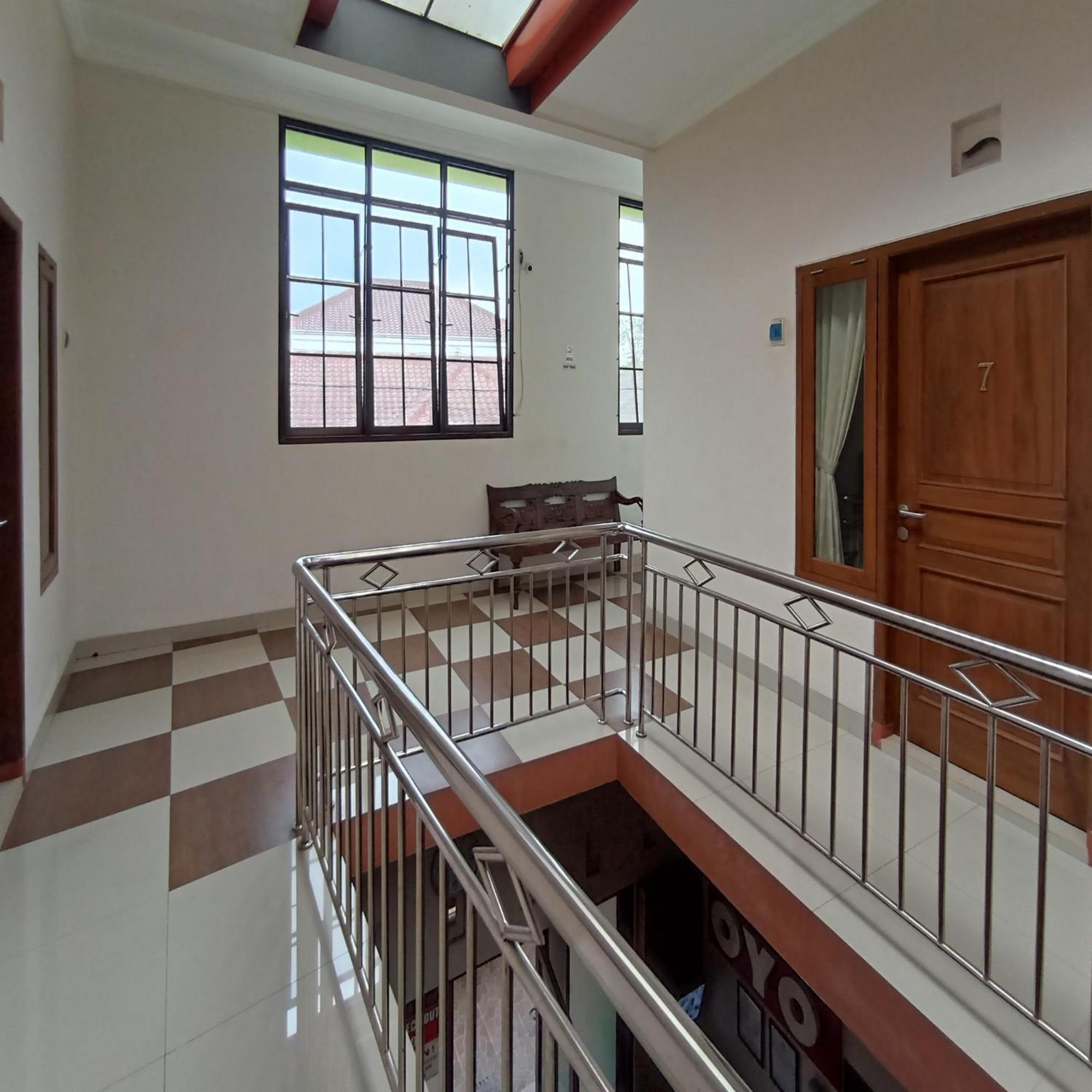 Hotel Reddoorz At Syariah House Purwokerto Exteriér fotografie