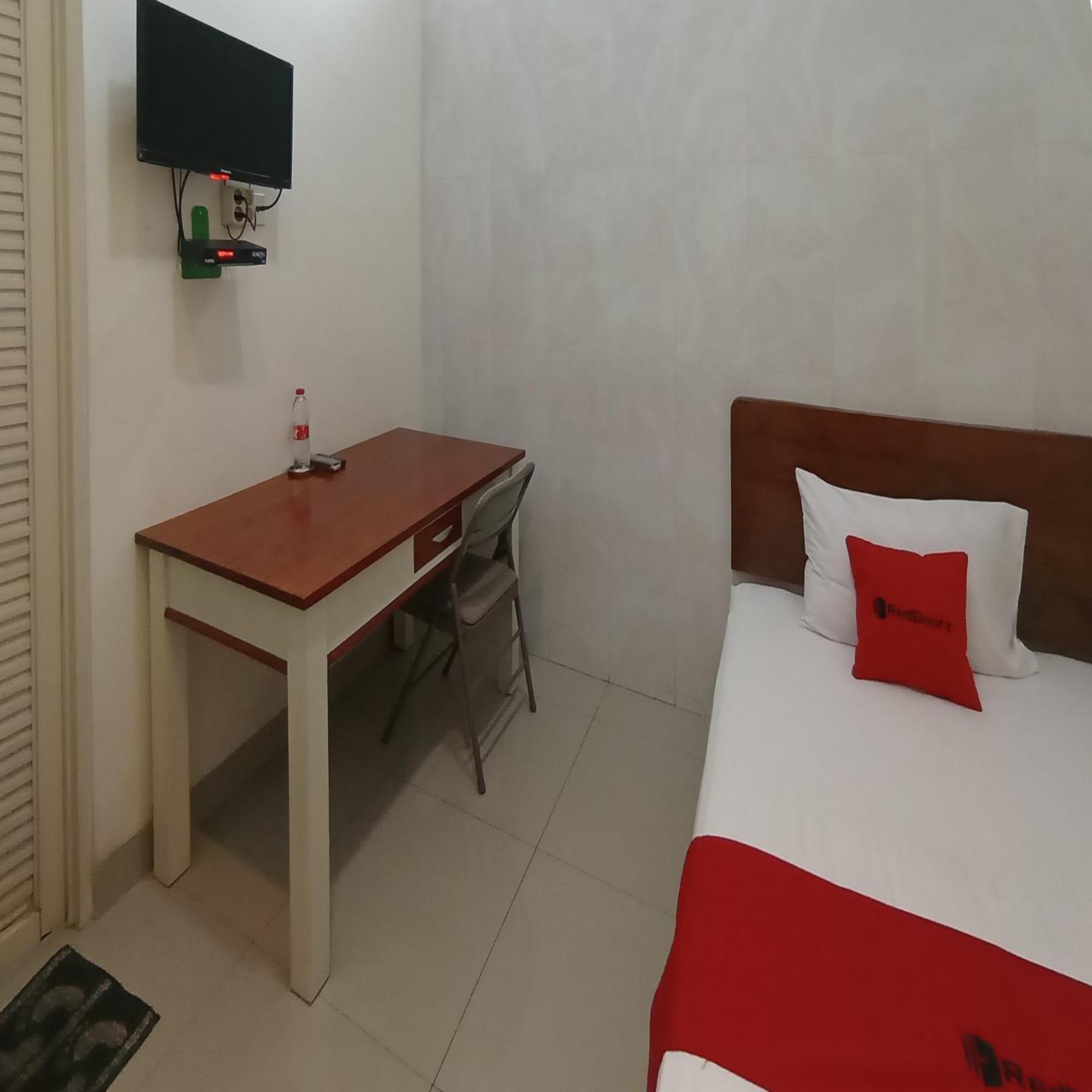Hotel Reddoorz At Syariah House Purwokerto Exteriér fotografie