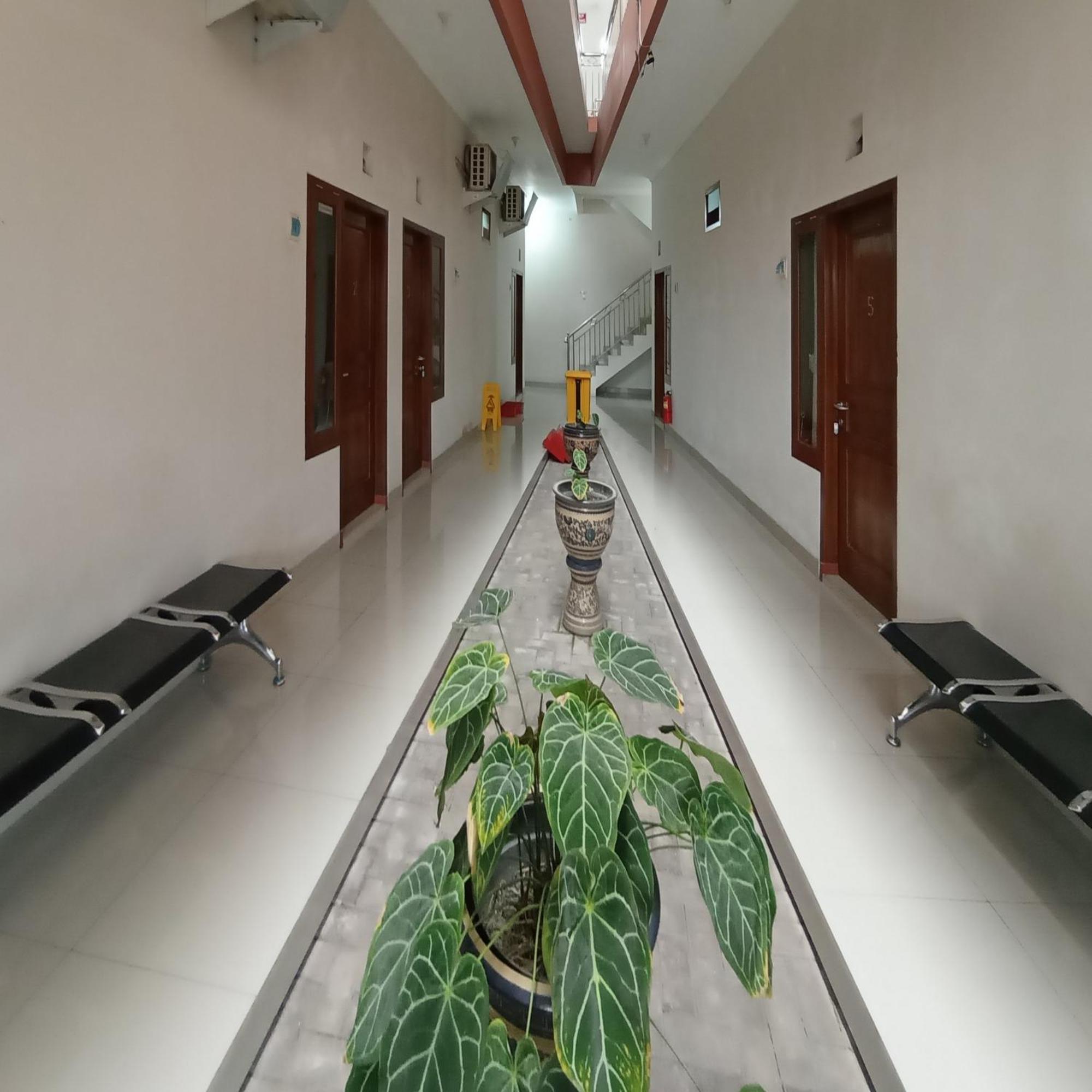 Hotel Reddoorz At Syariah House Purwokerto Exteriér fotografie